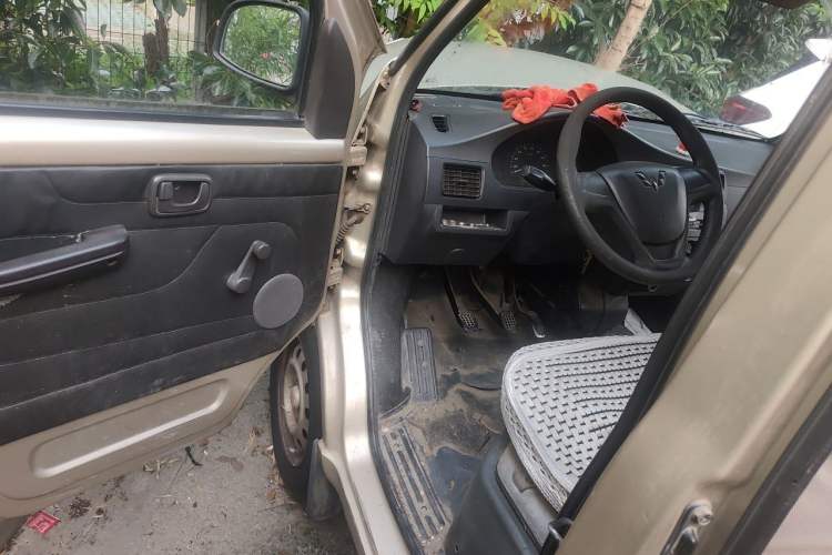 Used Wuling Rongguang 2011 1.2L Base Version Driver Seat