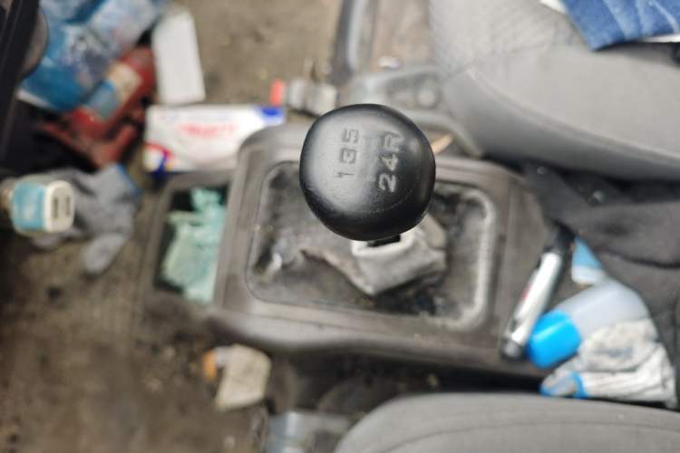 Used Wuling Rongguang 2011 1.2L Base Version Gear Lever
