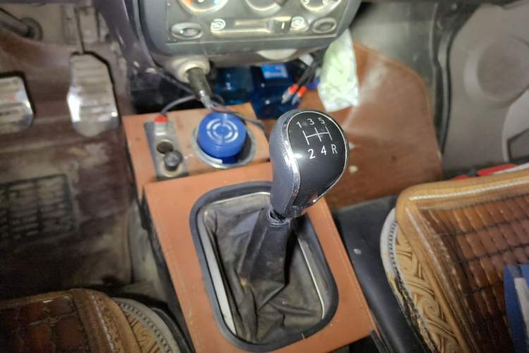 Used Wuling Rongguang 2011 1.2L Base Version Gear Lever