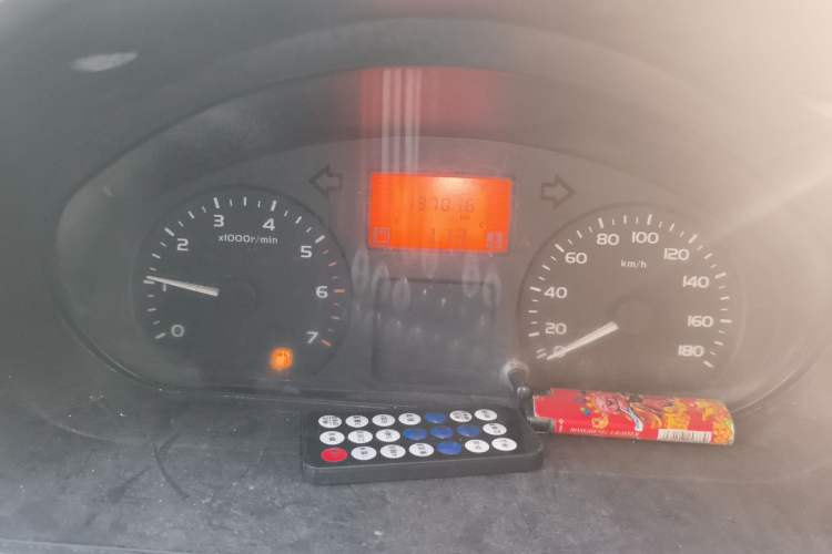 Used Wuling Rongguang 2011 1.2L Base Version Instrument Cluster