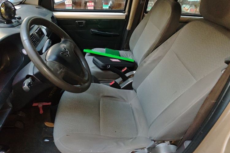 Used Wuling Rongguang 2011 1.2L Base Version Left Front Seat