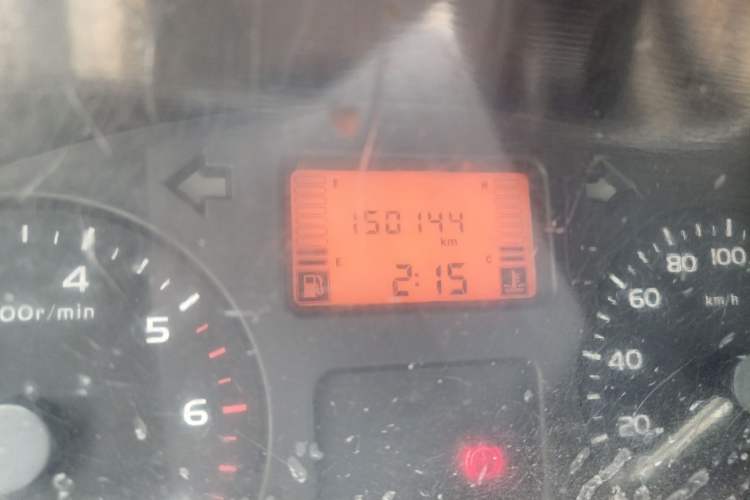 Used Wuling Rongguang 2011 1.2L Standard Version Odometer Close Up