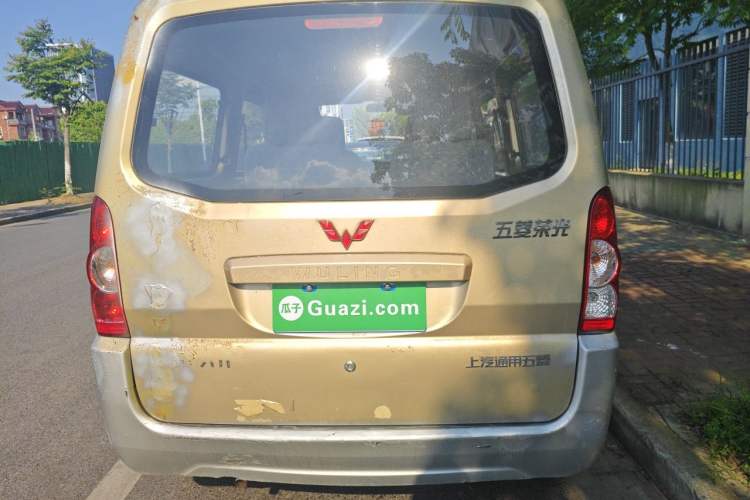 Used Wuling Rongguang 2011 1.2L Standard Version Rear