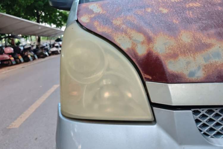 Used Wuling Rongguang 2011 1.2L Base Version Right Front Headlight