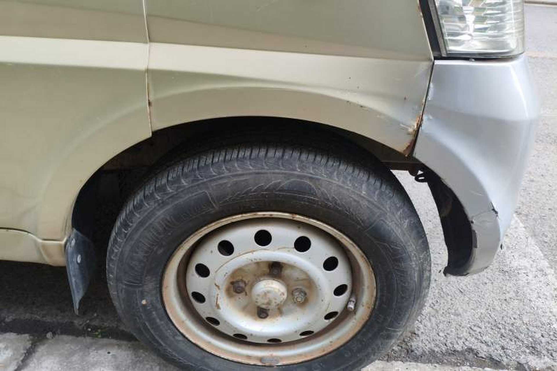 Used Wuling Rongguang 2011 1.2L Base Version Right Front Wheel Hub