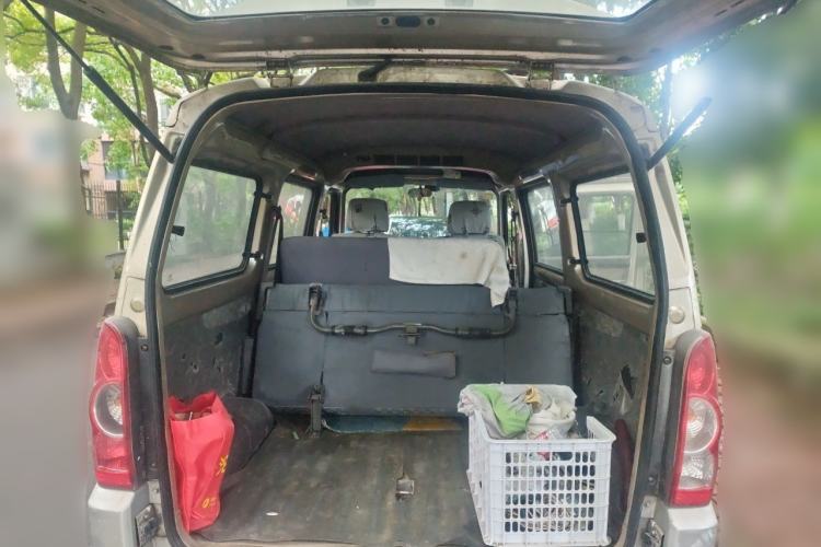 Used Wuling Rongguang 2011 1.2L Base Version Trunk