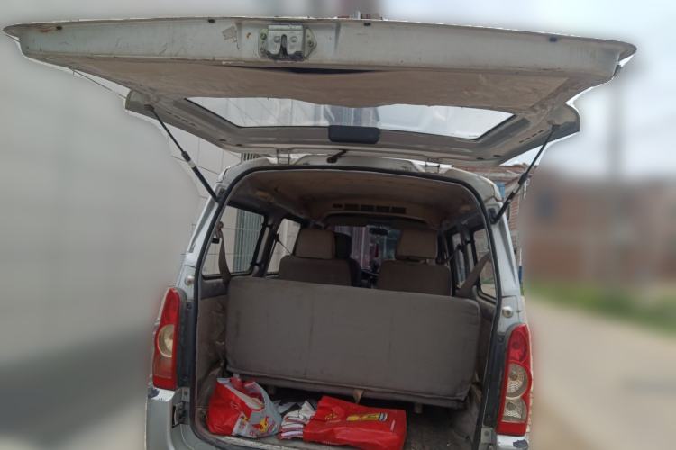 Used Wuling Rongguang 2011 1.2L Standard Version Trunk