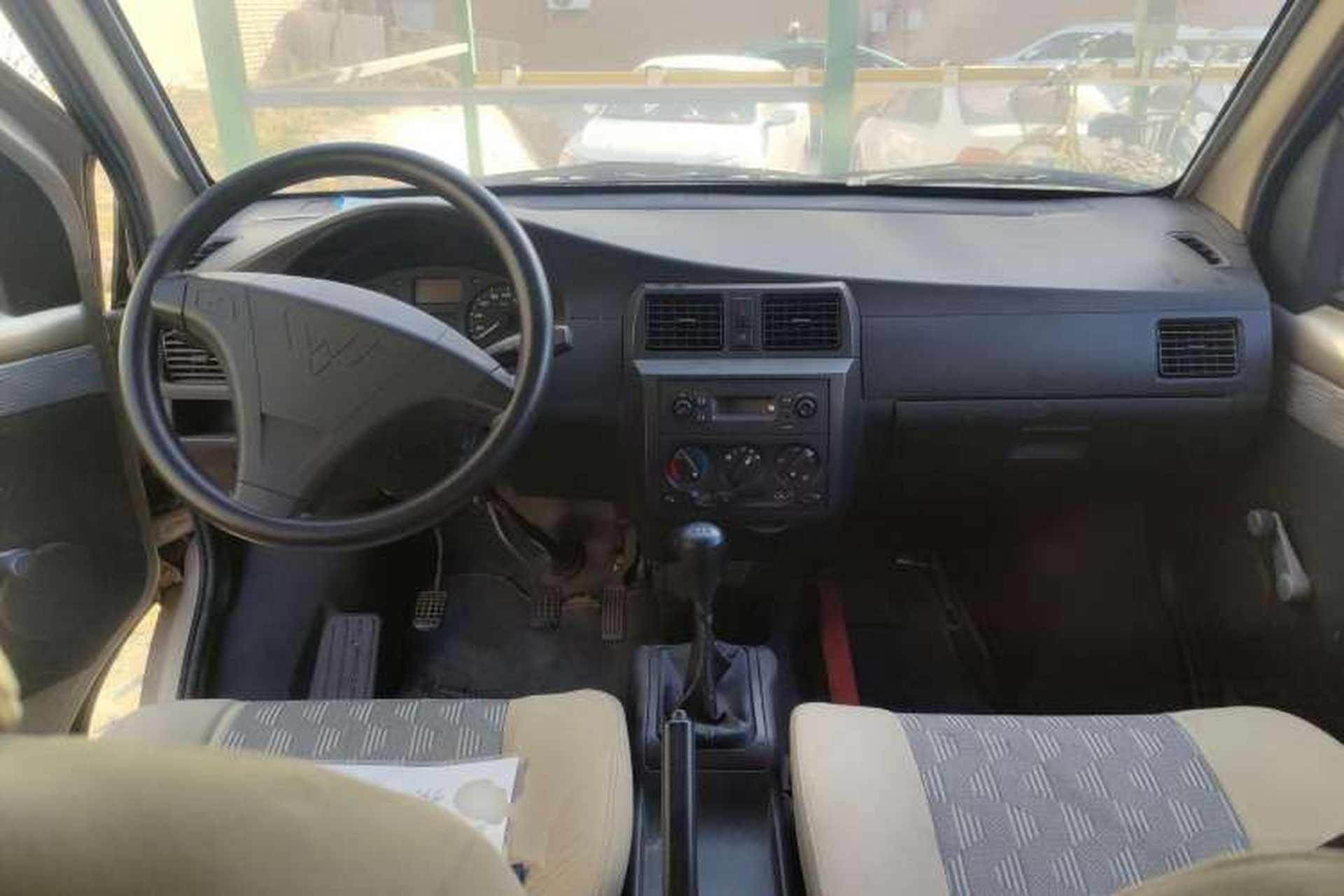 Used Wuling Rongguang 2011 1.2L Base Version Center Console