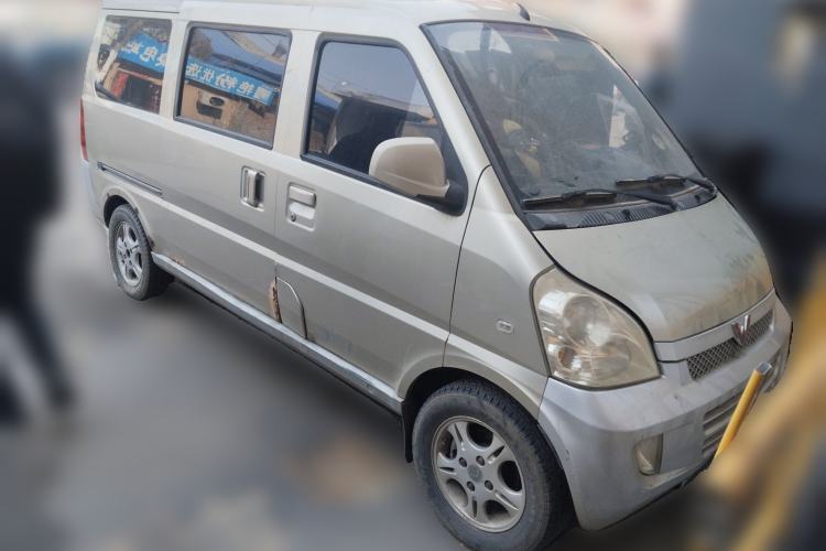 Used Wuling Rongguang 2011 1.2L Base Version Front Right 45 Deg