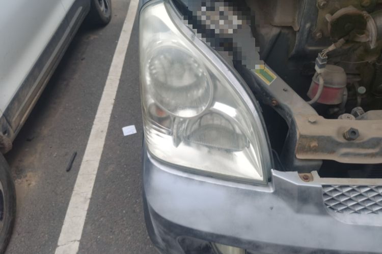 Used Wuling Rongguang 2011 1.2L Standard Version Right Front Headlight