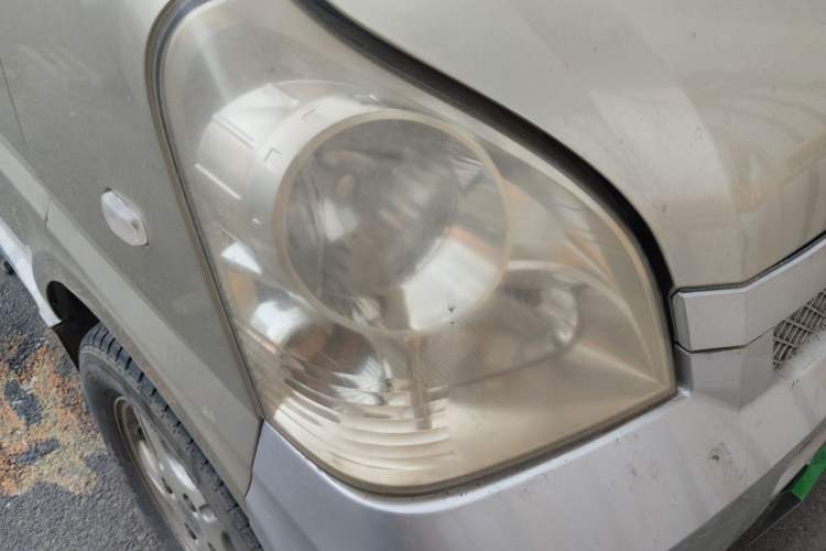 Used Wuling Rongguang 2011 1.2L Base Version Right Front Headlight