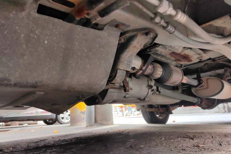 Used Wuling Rongguang 2011 1.2L Standard Version Chassis Front Left