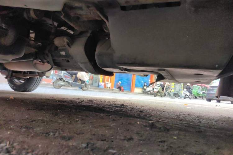 Used Wuling Rongguang 2011 1.2L Standard Version Chassis Front Right