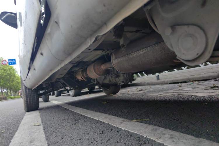 Used Wuling Rongguang 2011 1.5L Base Version Chassis Rear Left