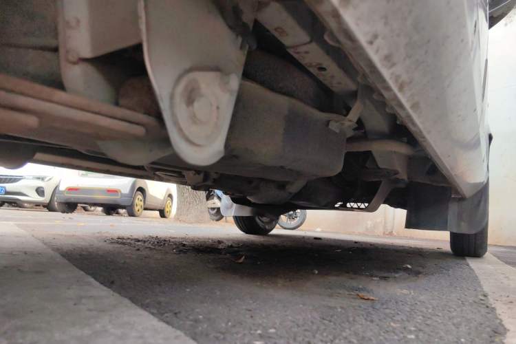 Used Wuling Rongguang 2011 1.2L Standard Version Chassis Rear Right