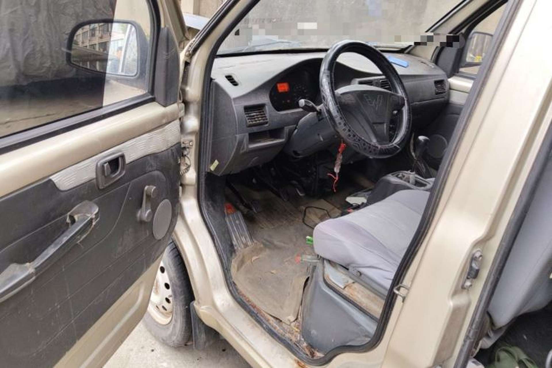Used Wuling Rongguang 2011 1.2L Base Version Driver Seat