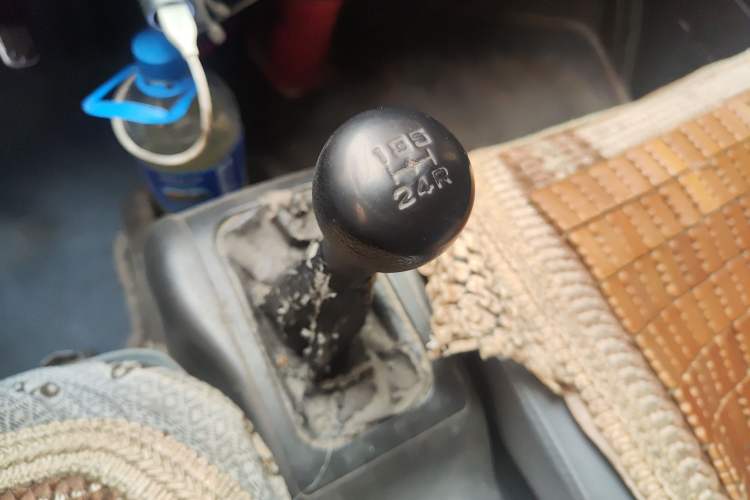 Used Wuling Rongguang 2011 1.2L Base Version Gear Lever
