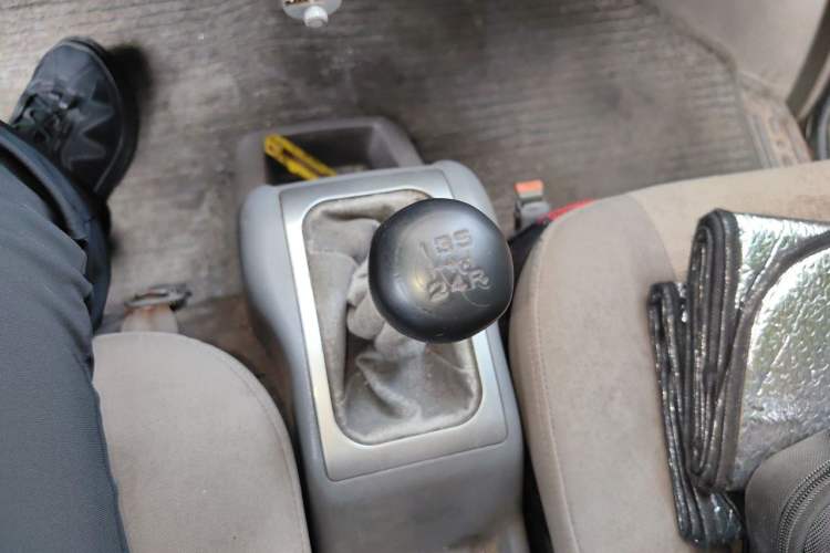 Used Wuling Rongguang 2011 1.2L Standard Version Gear Lever
