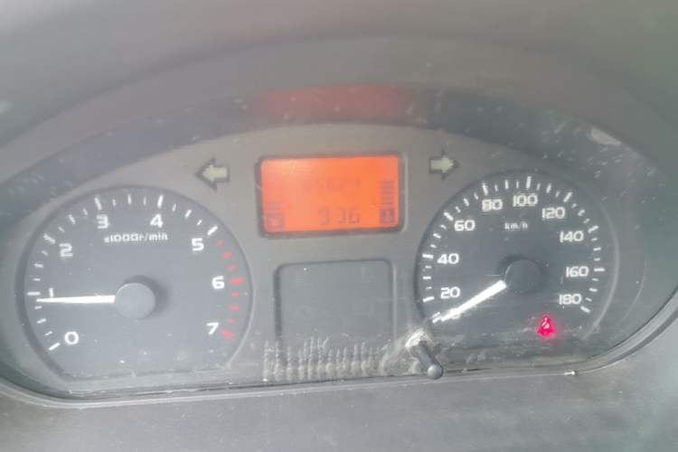 Used Wuling Rongguang 2011 1.2L Base Version Instrument Cluster