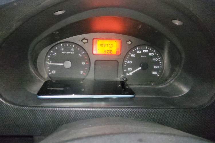 Used Wuling Rongguang 2011 1.2L Base Version Instrument Cluster
