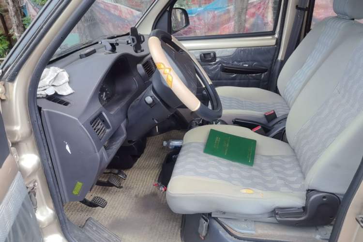 Used Wuling Rongguang 2011 1.2L Base Version Left Front Seat