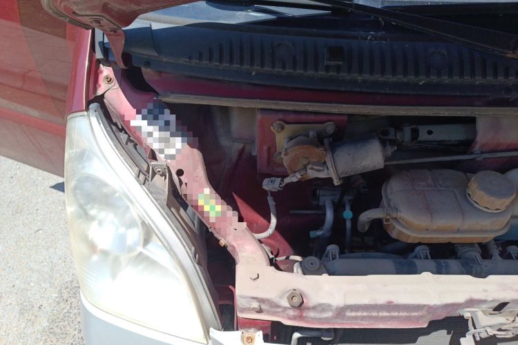 Used Wuling Rongguang 2011 1.2L Base Version Engine Bay Right