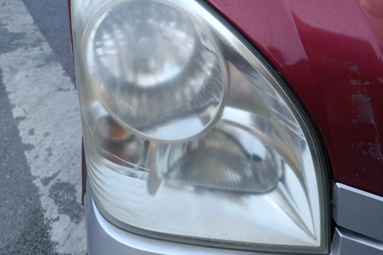 Used Wuling Rongguang 2011 1.2L Base Version Right Front Headlight