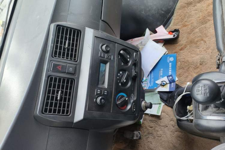 Used Wuling Rongguang 2011 1.2L Base Version Audio And AC Panel