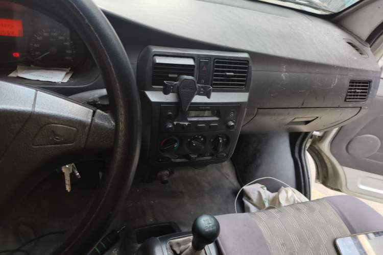 Used Wuling Rongguang 2011 1.2L Base Version Audio And AC Panel