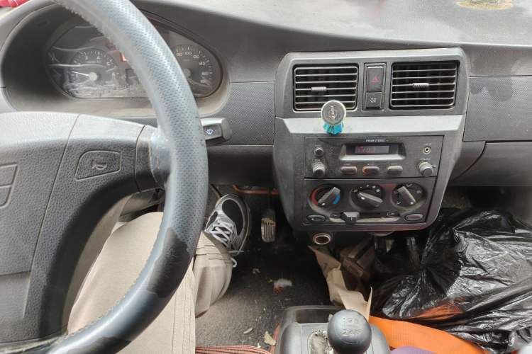 Used Wuling Rongguang 2011 1.2L Base Version Audio And AC Panel