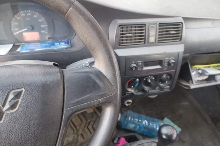 Used Wuling Rongguang 2011 1.2L Base Version Audio And AC Panel
