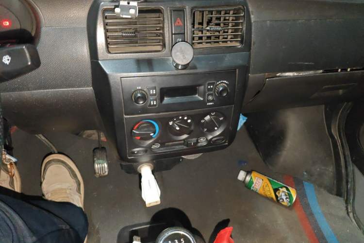 Used Wuling Rongguang 2011 1.2L Base Version Audio And AC Panel