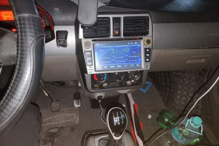 Used Wuling Rongguang 2011 1.2L Standard Version Audio And AC Panel
