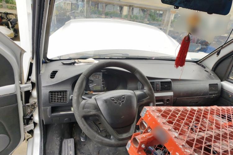 Used Wuling Rongguang 2011 1.2L Base Version Center Console