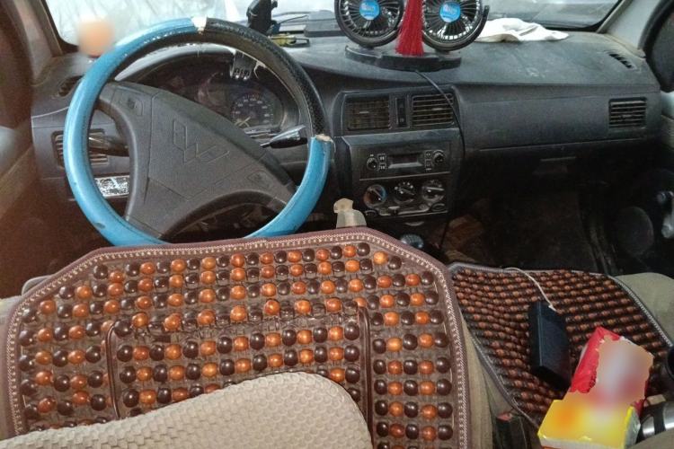 Used Wuling Rongguang 2011 1.2L Base Version Center Console
