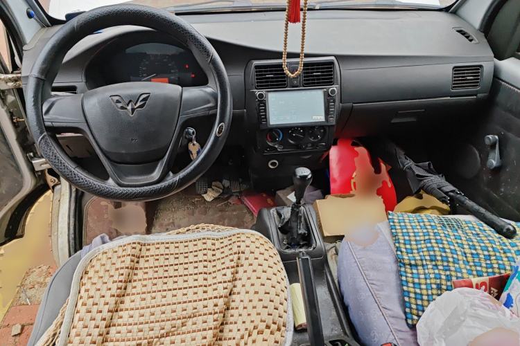 Used Wuling Rongguang 2011 1.2L Base Version Center Console