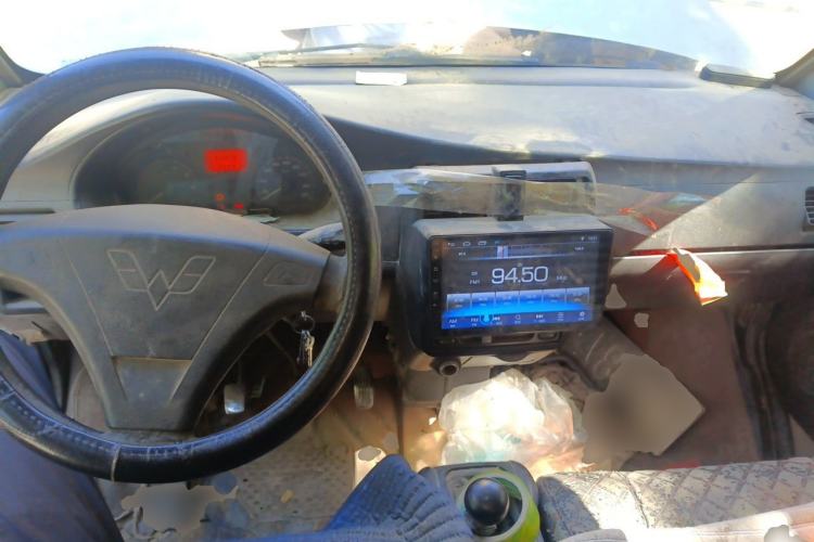 Used Wuling Rongguang 2011 1.2L Base Version Center Console