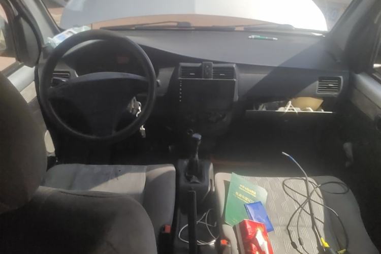 Used Wuling Rongguang 2011 1.2L Base Version Center Console