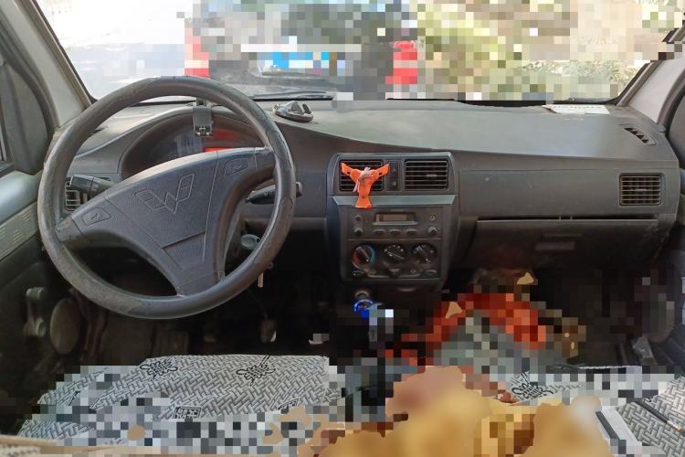 Used Wuling Rongguang 2011 1.2L Base Version Center Console