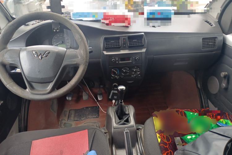 Used Wuling Rongguang 2011 1.2L Base Version Center Console