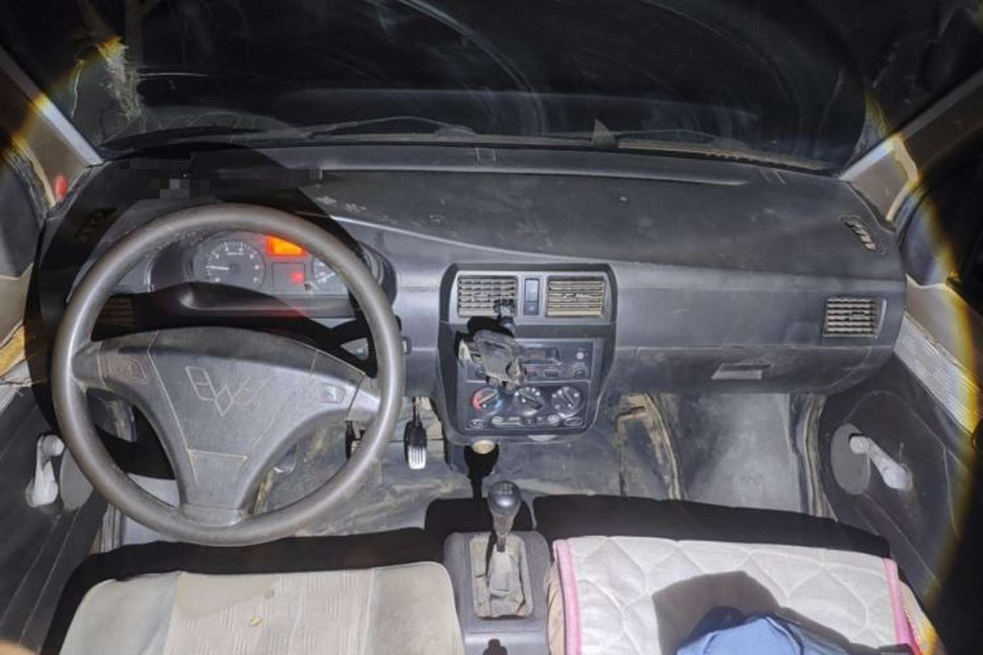 Used Wuling Rongguang 2011 1.2L Base Version Center Console