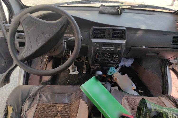 Used Wuling Rongguang 2011 1.2L Base Version Center Console