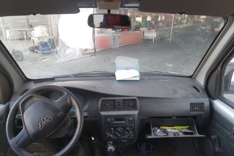 Used Wuling Rongguang 2011 1.2L Base Version Center Console