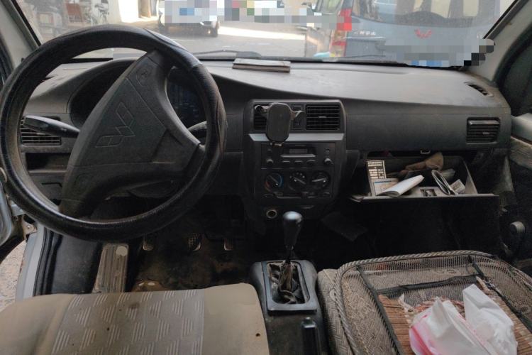 Used Wuling Rongguang  Center Console