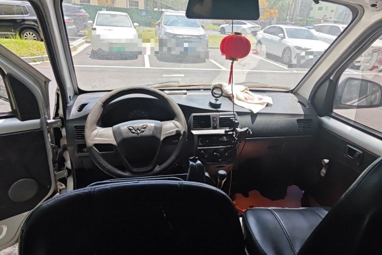 Used Wuling Rongguang 2011 1.2L Base Version Center Console