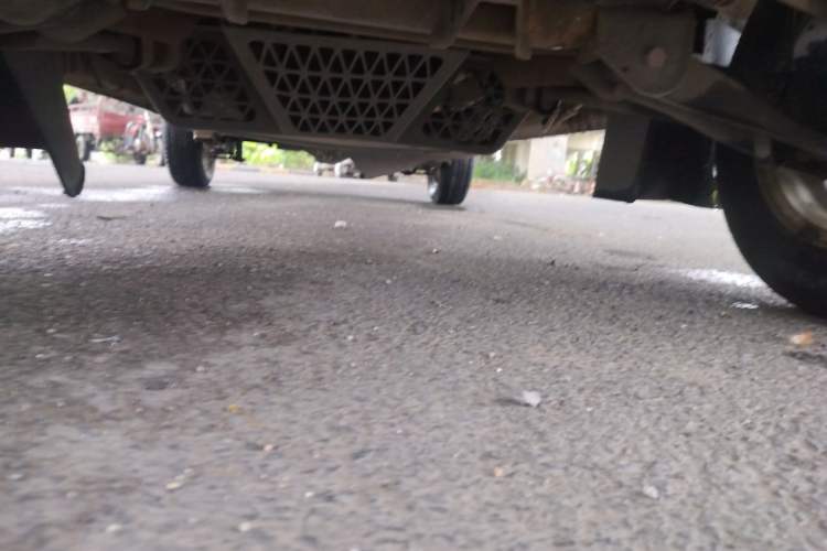 Used Wuling Rongguang 2011 1.2L Comfort Model Chassis Front