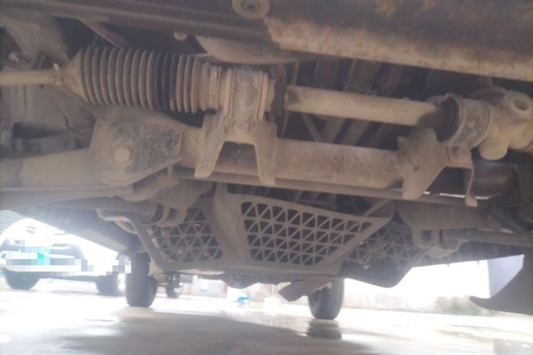 Used Wuling Rongguang 2011 1.2L Comfort Model Chassis Front