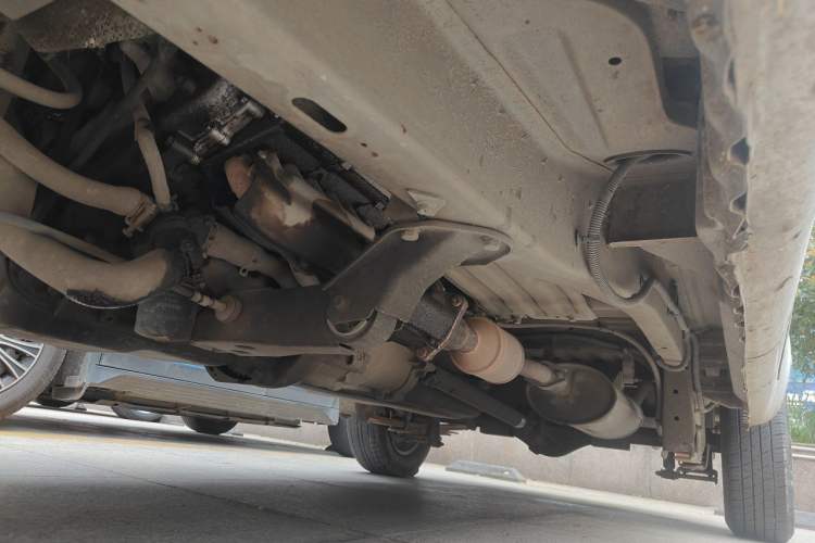 Used Wuling Rongguang 2011 1.2L Base Version Chassis Front Left
