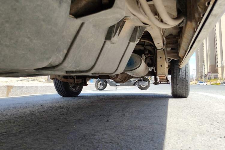 Used Wuling Rongguang 2011 1.2L Comfort Model Chassis Front Left