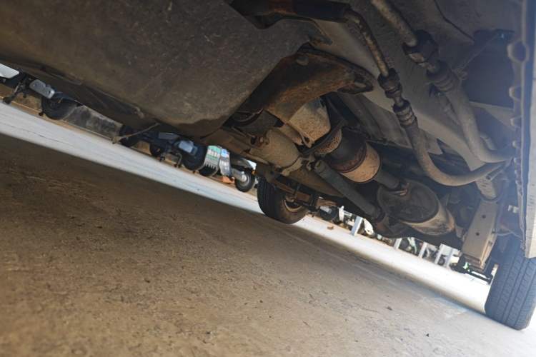 Used Wuling Rongguang 2011 1.2L Standard Version Chassis Front Left